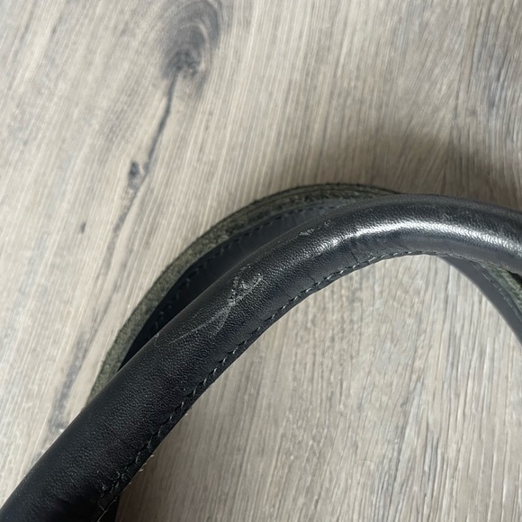 Oliveve Maggie Leather Tassel Tote - Picture 9 of 13